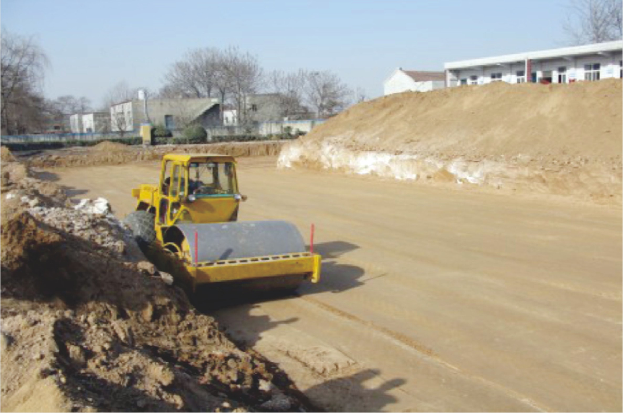 小(xiǎo)蓝汽車(chē)零部件产业园厂區(qū)道路地基处理(lǐ)工程